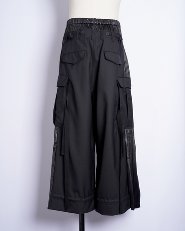JUNYA WATANABE】SERGE×SATIN CARGO PANTS-Amanojak. JUNYA WATANABE】SERGE×SATIN CARGO PANTS-Amanojak.