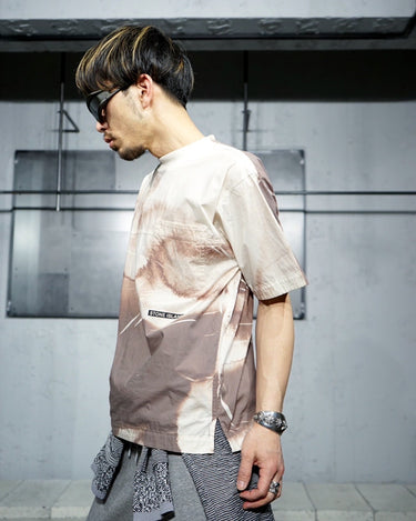 【STONE ISLAND】<br>GRAPHIC DYE<br>SHEETING TOPS