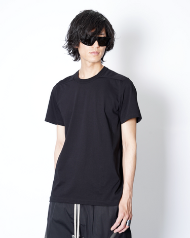 RICK OWENS】SHORT LEVEL T-JA- -Amanojak. RICK OWENS】SHORT LEVEL T-JA- -Amanojak.