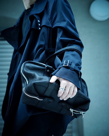 26AW予約受付中<br>【GUIDI】<br>-GB0-<br>SOFT HORSE FULL GRAIN MEDIUM HAND BAG