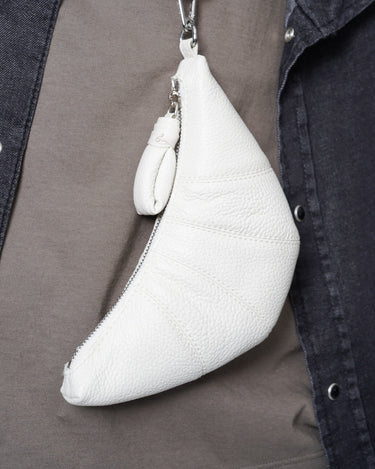 【LEMAIRE】<br>CROISSANT<br>COIN PURSE NECKLACE<br>-SOFT GRAINED LEATHER-