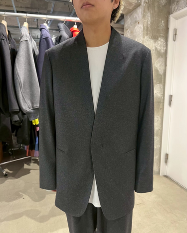 26AW予約受付中<br>【OVERCOAT】<br>Wool Collarless Jacket