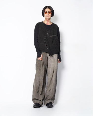 【ZIGGY CHEN】<br>DROP-CROTCHED PLEATED TROUSERS