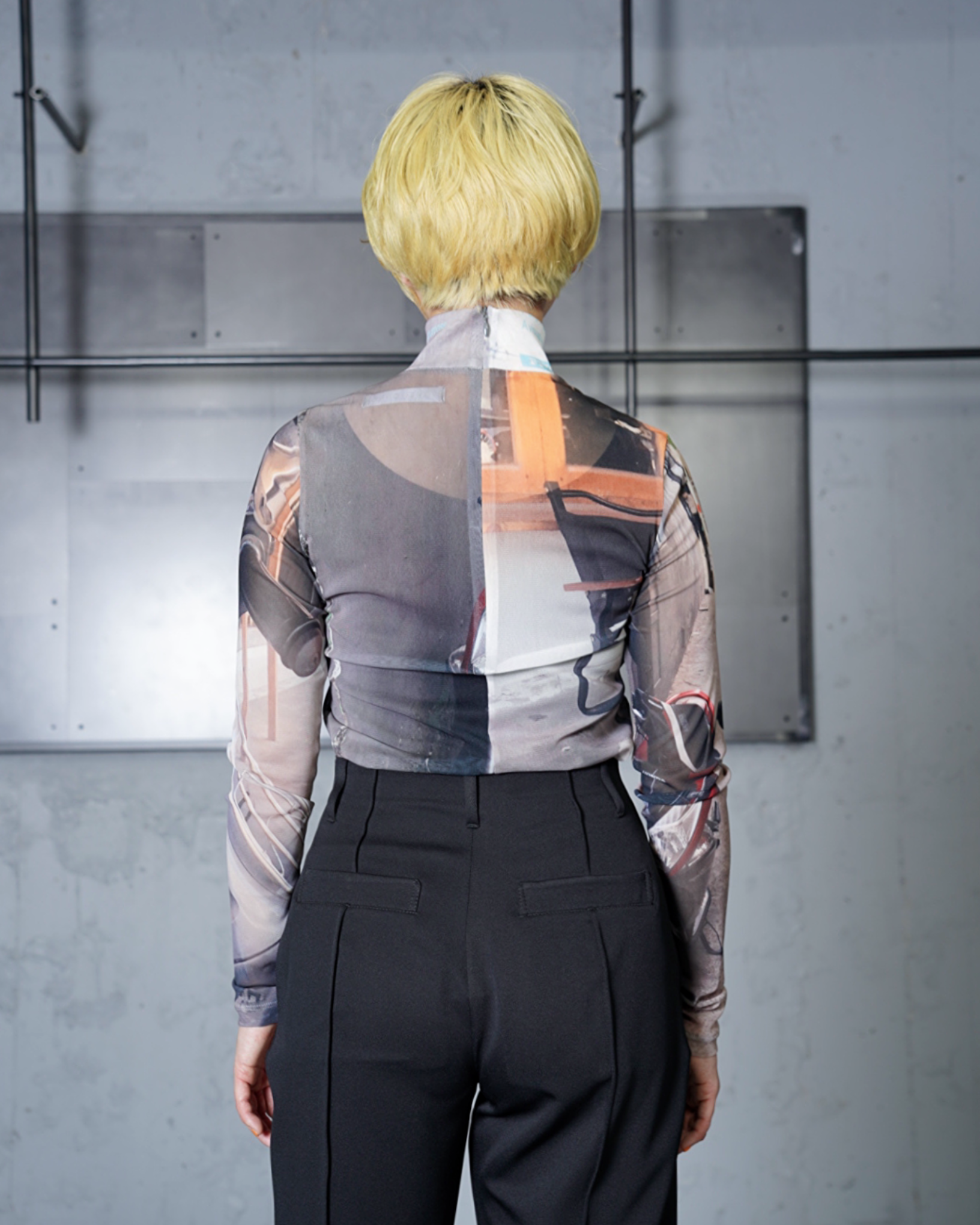 YOHEI OHNO】GRAPHIC MESH TOP A (HIGH NECK) - Amanojak. YOHEI OHNO】GRAPHIC MESH TOP A (HIGH NECK) - Amanojak.