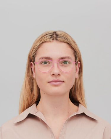 イベント期間限定受注アイテム<br>4.25(sat)～5.17(sun)<br>【MYKITA】<br>NIKEN (Neon Pink)