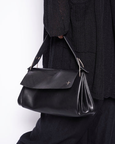 【m.a+】<br>small accordion baguette hand bag