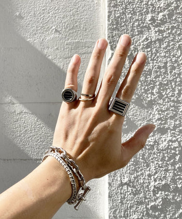 [in・stru(men-tal).]<br>DENIM BAGGY PANTS