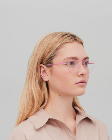 イベント期間限定受注アイテム<br>4.25(sat)～5.17(sun)<br>【MYKITA】<br>NIKEN (Neon Pink)