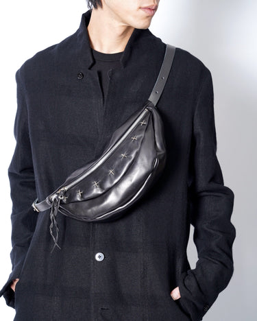 【m.a+】<br>MEDIUM SLICE BELT BAG