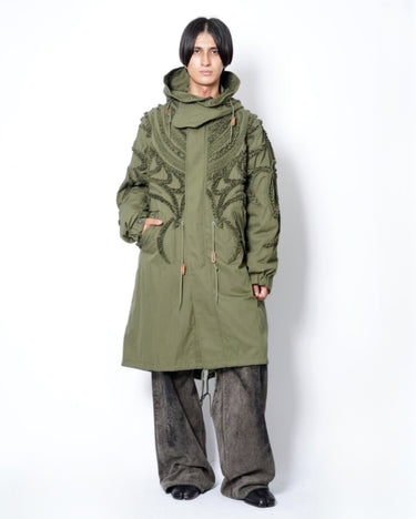 【TAAKK】<br>EMBROIDERY FISHTAIL PARKA
