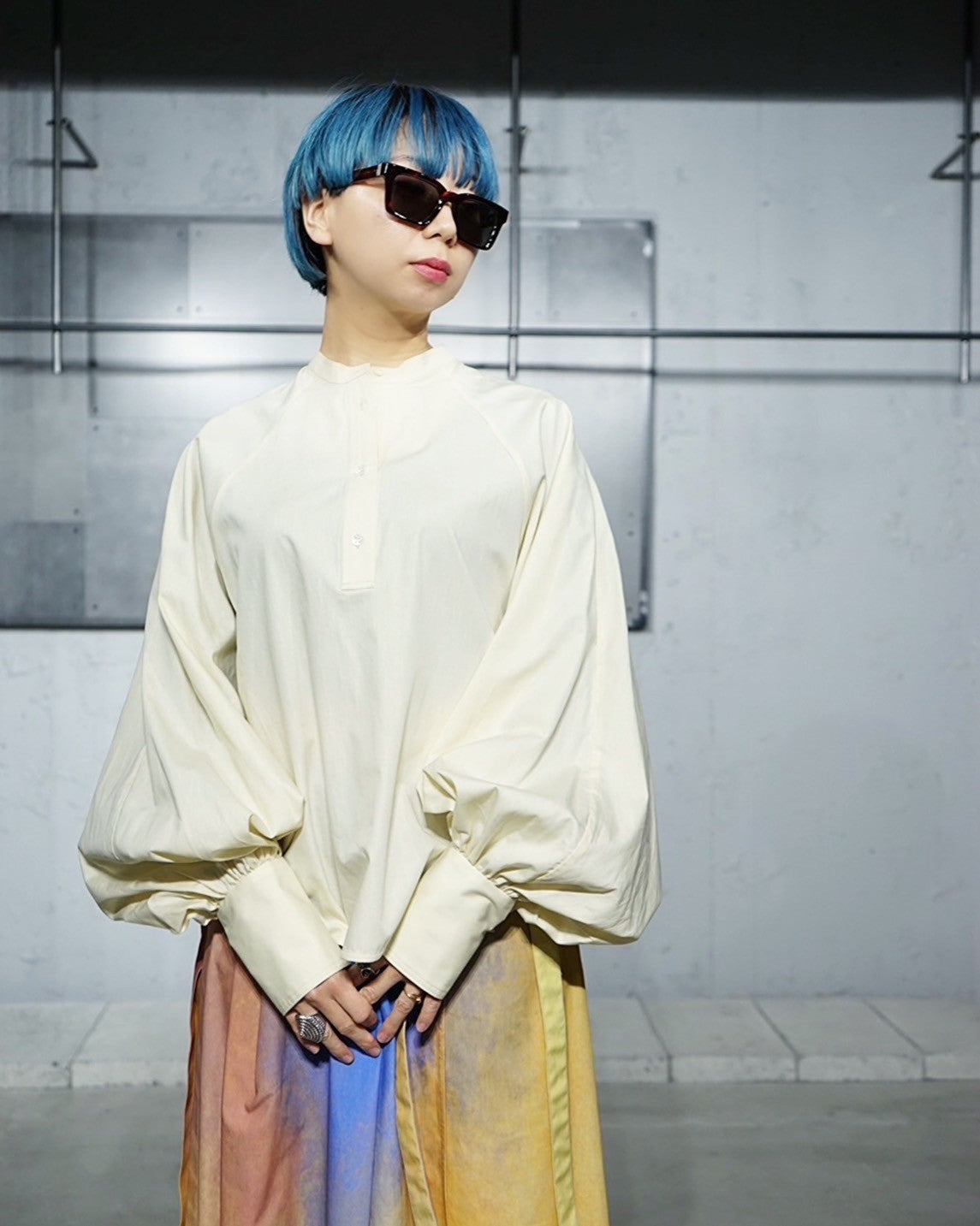 NO-COLLER RAGLAN-SLEEVE SHIRT SILK
