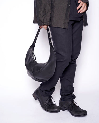 【m.a+】<br>medium banana bag w/silver cross handle