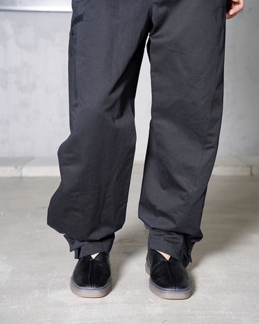 【LEMAIRE】<br>LINOLEUM PIPED SNEAKERS