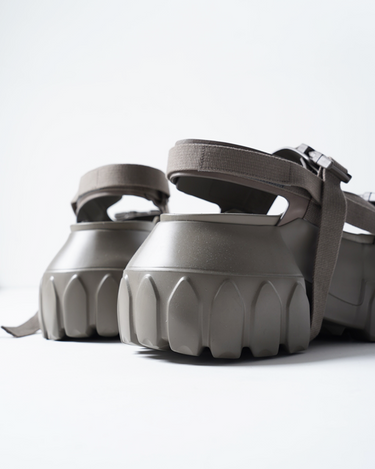 RICK OWENS(リックオウエンス)- MEGA TRACTOR SANDAL-LOO--Amanojak. RICK OWENS(リックオウエンス)- MEGA TRACTOR SANDAL-LOO--Amanojak.