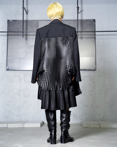 【JUNYA WATANABE】<br>PLEATS DOCKING CAPE JACKET
