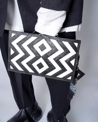 [in・stru(men-tal).]<br>DENIM BAGGY PANTS