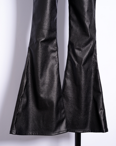 JUNYA WATANABE】SYNTHETIC LEATHER FLARE PANTS-Amanojak. JUNYA WATANABE】SYNTHETIC LEATHER FLARE PANTS-Amanojak.