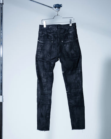 受注生産アイテム<br>期間限定受注受付中(9/11～9/13まで)<br>【prasthana】<br>modular leg denim pants (刷毛塗布coated)