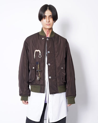 【kolor】<br>TOGGLE&HOOK BUTTON BOMBER JACKET