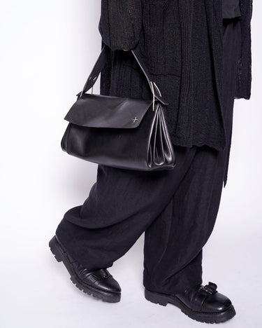 【m.a+】<br>small accordion baguette hand bag
