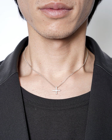 【m.a+】<br>CROSS PENDANT 40cm CHAIN