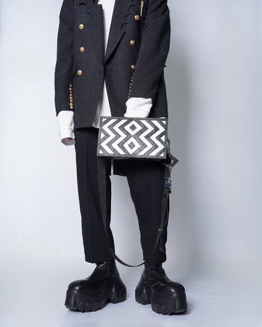 [in・stru(men-tal).]<br>DENIM BAGGY PANTS