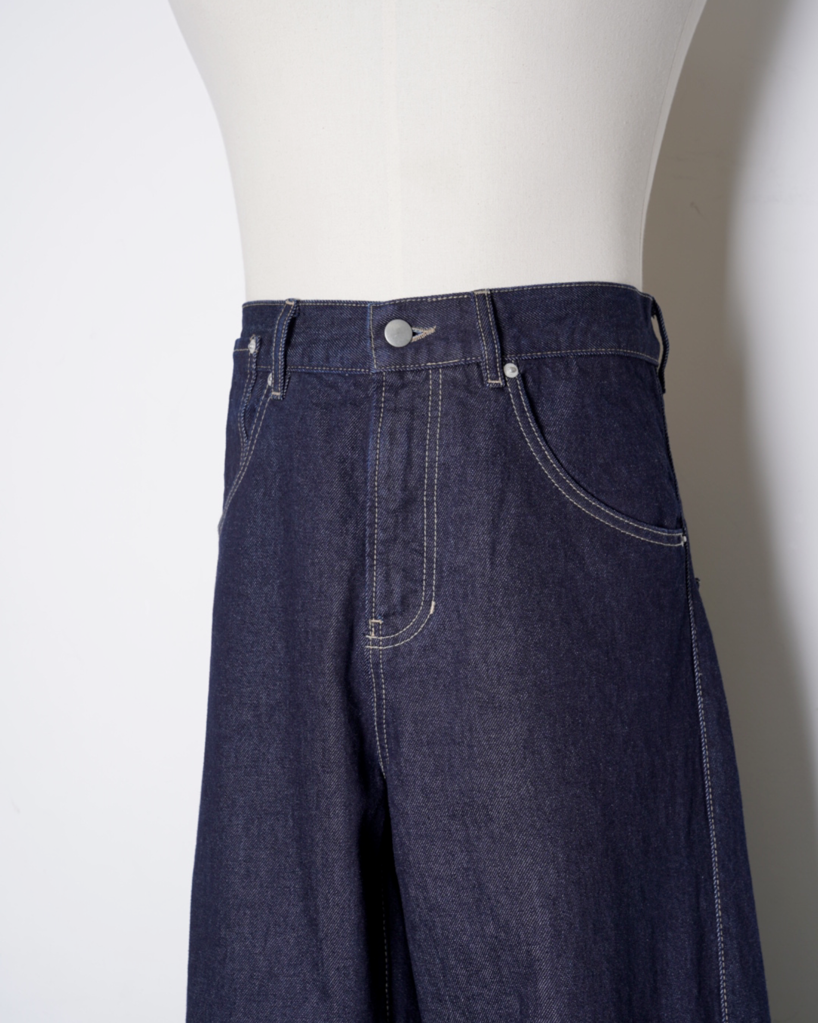 MARINA YEE(マリナイー)- MARINA YEE(マリナイー)-