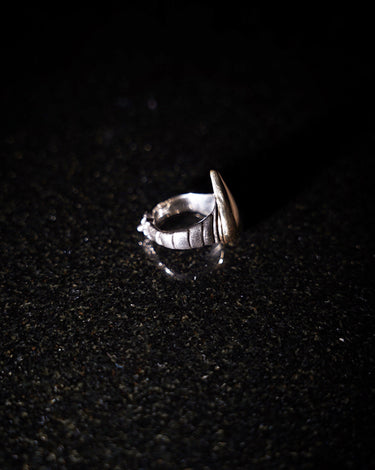 【NATURAL INSTINCT】<br>"DROP" PINKY RING<br>(NI-R-18)