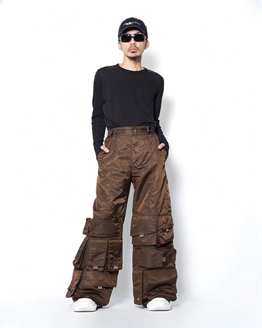 【Feng Chen Wang】<br>MULTI POCKET CARGO TROUSER IN PADDED NYLON