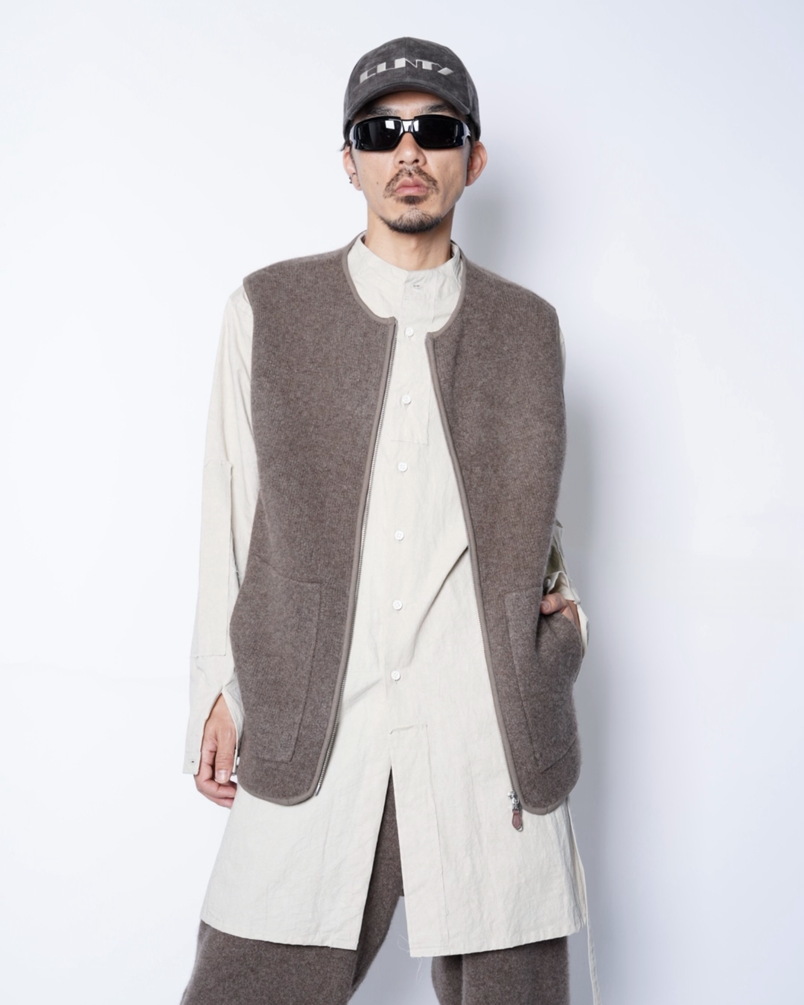 walenode(ウェルノード) INNOCENT YAK ZIP UP VEST -Amanojak. walenode(ウェルノード) INNOCENT YAK ZIP UP VEST -Amanojak.