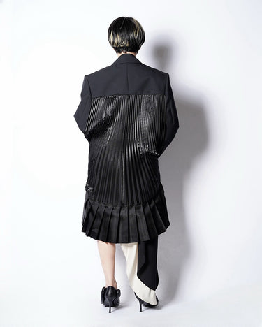 【JUNYA WATANABE】<br>PLEATS DOCKING CAPE JACKET