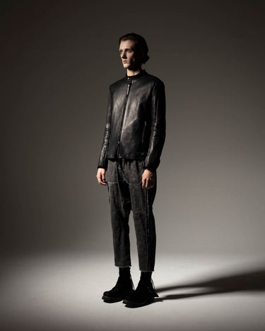 受注生産アイテム<br>期間限定受注受付中(9/11～9/13まで)<br>【prasthana】<br>drop crotch over suit (okayama denim 墨汁coating)