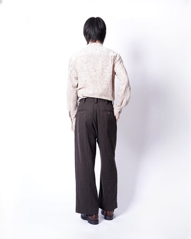 【ZIGGY CHEN】<br>PLEATED STRAIGHT-LEG TROUSERS