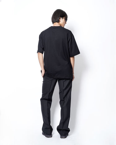 【TAAKK】<br>TAPE EMBROIDERED T-SHIRT
