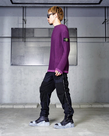 【STONE ISLAND】 <br>CONTRAST KNITTING FUNNEL NECK SWEATER