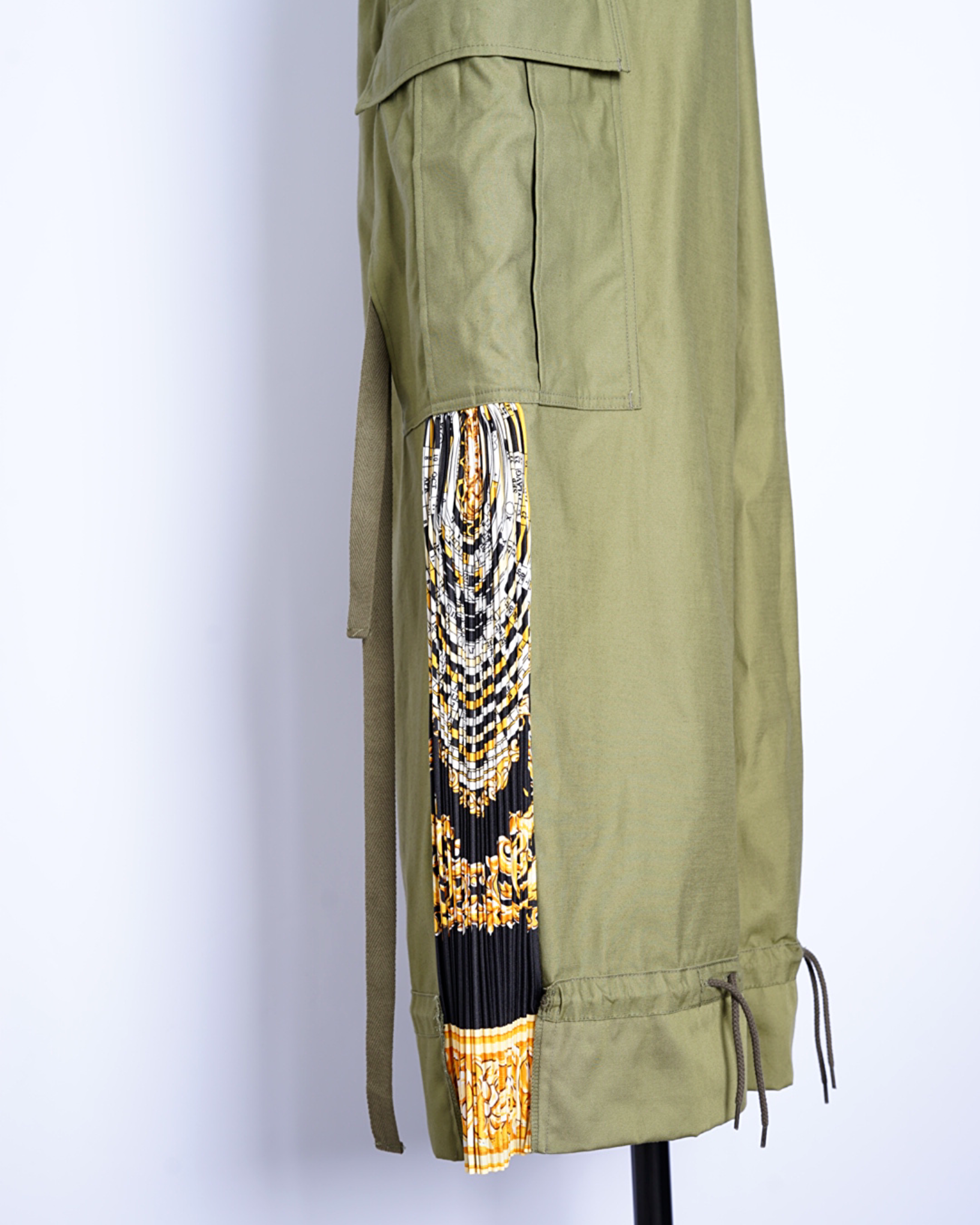 JUNYA WATANABE】SCARF DOCKING CARGO PANTS -Amanojak. JUNYA WATANABE】SCARF DOCKING CARGO PANTS -Amanojak.