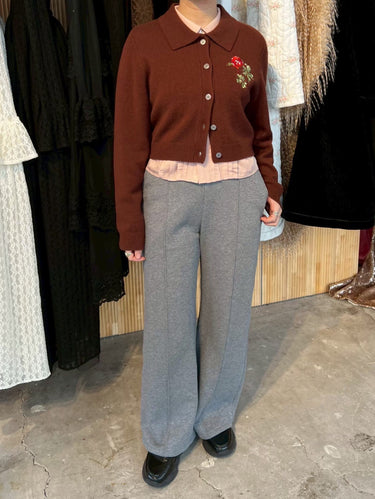 26AW予約受付中<br>【VIVIANO】<br>Rose Hand Broderie Polo Cardigan with COLLAR