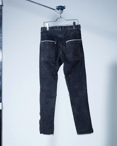 受注生産アイテム<br>期間限定受注受付中(9/11～9/13まで)<br>【prasthana】<br>modular leg denim pants (bio+mist bleach)