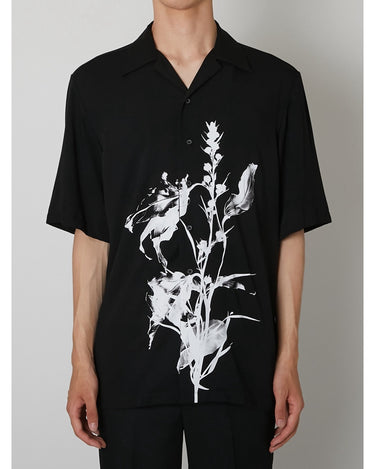 27SS予約受付中<br>【TAAKK】<br>FROWER PRINT Open-Collar Shirt