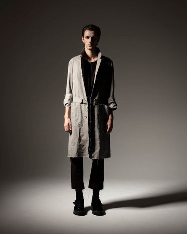 受注生産アイテム<br>期間限定受注受付中(9/11～9/13まで)<br>【prasthana】<br>atelier coat (cotton/和紙 canvas)