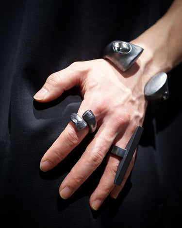 [PARTS OF FOUR]<br>Giant Duid Bracelat<br>-E2102-3-ka+ KPRL-