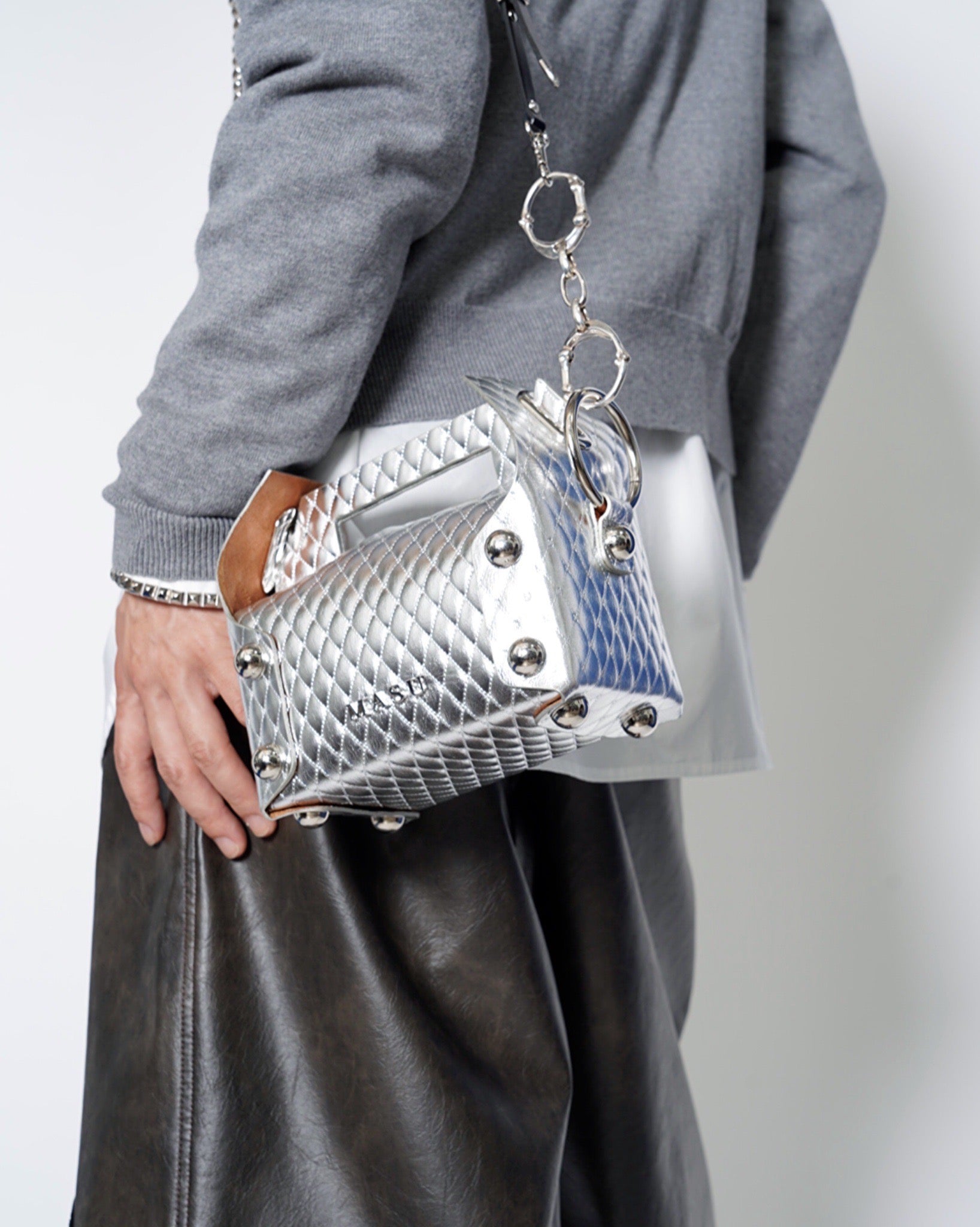 希少　新品未使用　MASU Leather Cake Bag Chain MPFW-OJ0424_i_003_jpg.jpg?v=