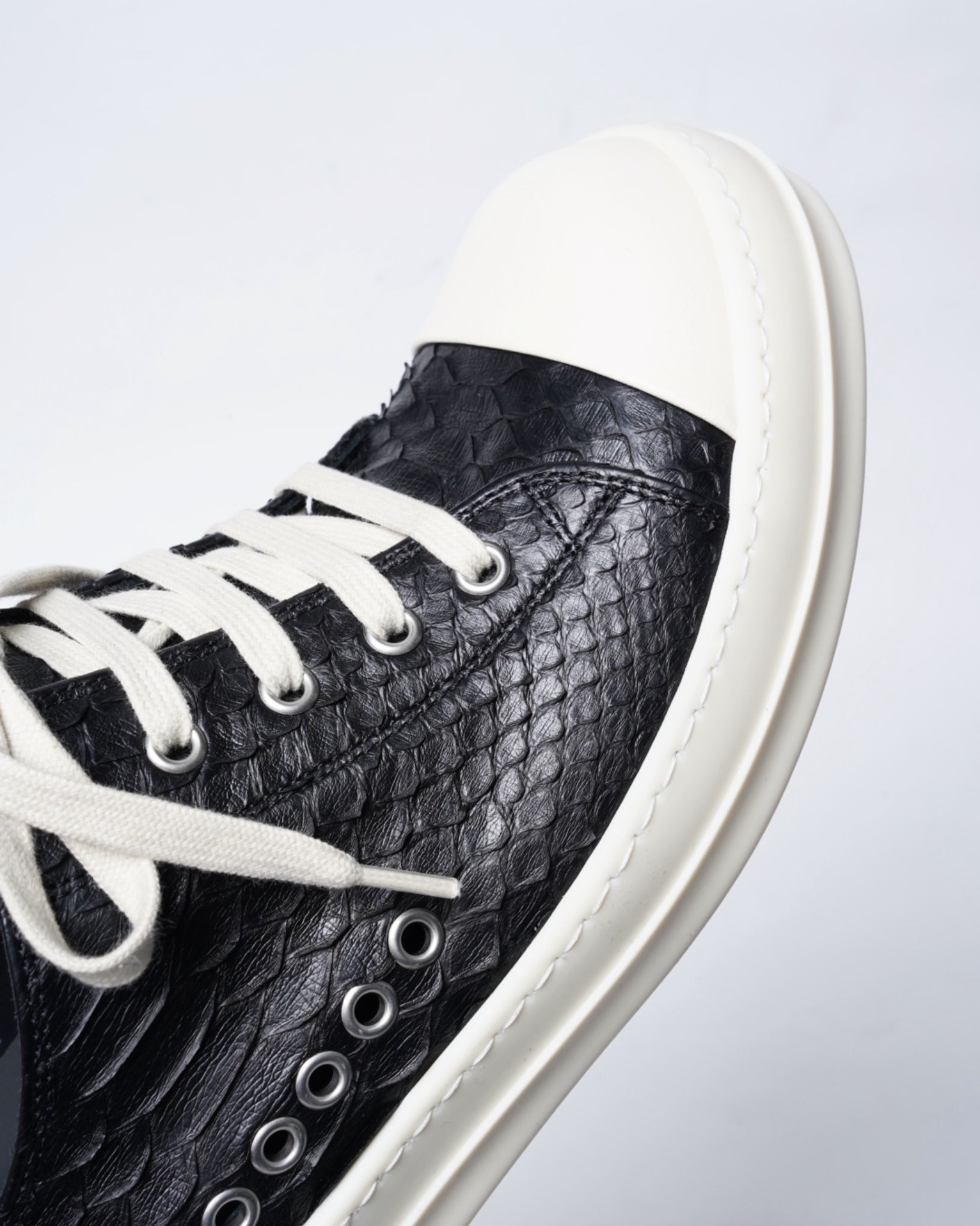 RICK OWENS(リックオウエンス)-EXTREME LOW SNEAKS -LPY- -Amanojak. RICK OWENS(リックオウエンス)-EXTREME LOW SNEAKS -LPY- -Amanojak.