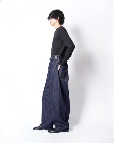 【kolor】<br>WIDE TAPERED DENIM PANTS