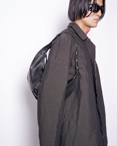 【m.a+】<br>medium banana bag w/silver cross handle