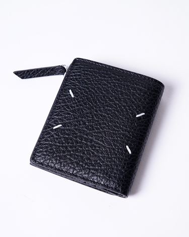 【Maison Margiela 11】<br>EMBOSSED LEATHER FLIP FLAP WALLET