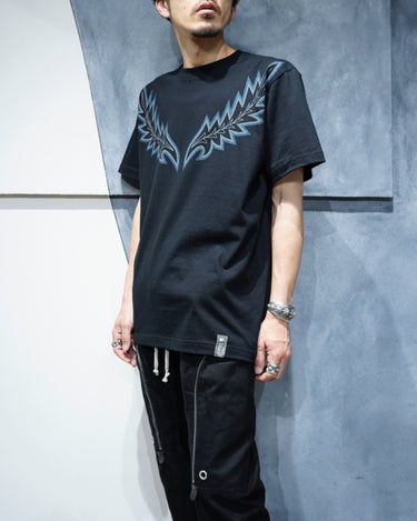 【blackmeans】<br>BACK LOGO<br>PRINT TEE<br>with BANDANA
