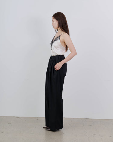 イベント期間限定アイテム<br>(9月19日～27日まで)<br>【ANTHEM A】<br>POWDERY SILK LACE CAMISOLE
