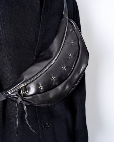 【m.a+】<br>MEDIUM SLICE BELT BAG