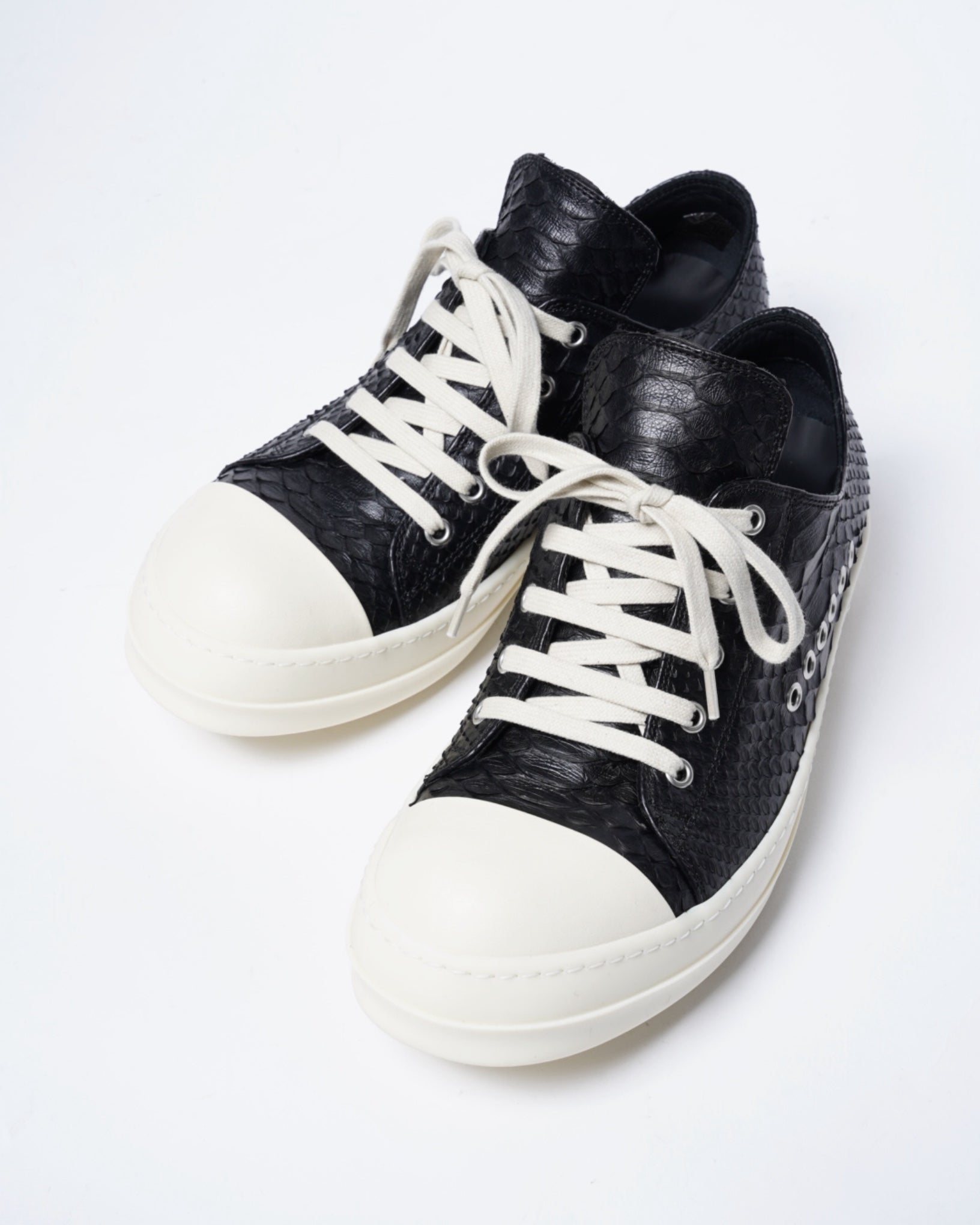 RICK OWENS(リックオウエンス)-EXTREME LOW SNEAKS -LPY- -Amanojak. RICK OWENS(リックオウエンス)-EXTREME LOW SNEAKS -LPY- -Amanojak.